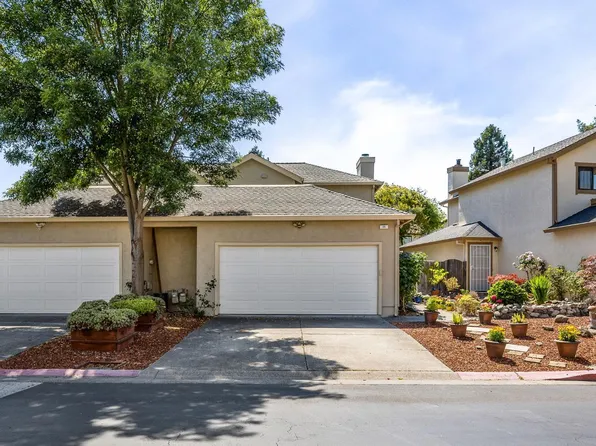 44 Francis Circle, Rohnert Park, CA 94928