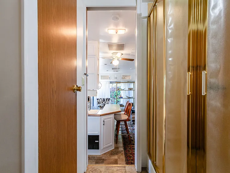 5296 Alta Vista St #C — Photo 11