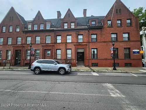 98 N Franklin St Photo 1 98 N Franklin St Photo 1