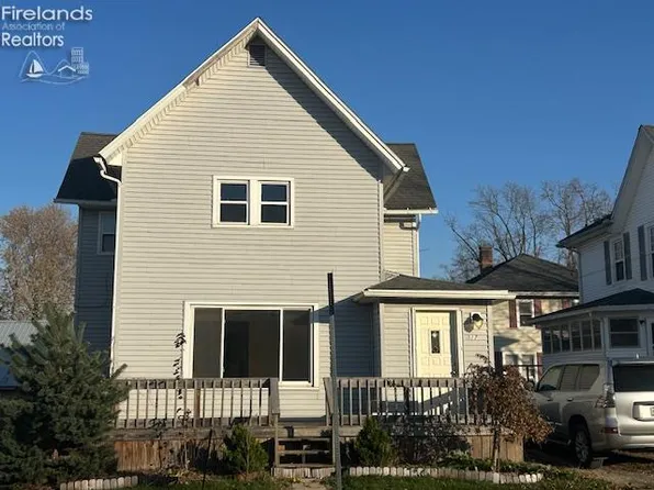 317 Dale Ave, Willard, OH 44890