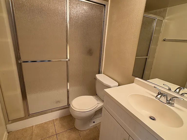 1122 Linden Ave #3 — Photo 13