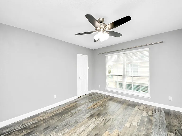 2224 S Piney Point Rd #227 — Photo 19