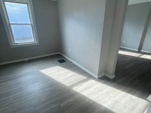 2nd image of 5137 Hunter Ave