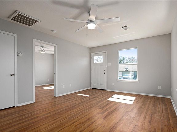 2nd image of 1204 Hillyer St #1204