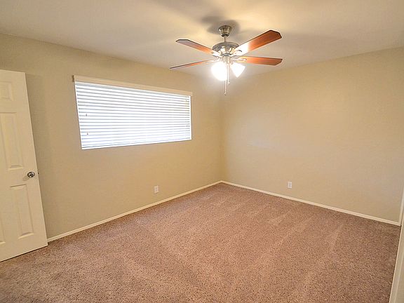5th image of 3228 W Corrine Dr