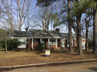 35 Ivy Farms Rd, Newport News, VA 23601