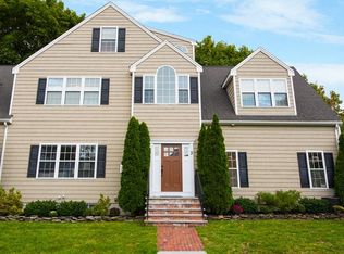 3 Maple Pl, Needham, MA 02492