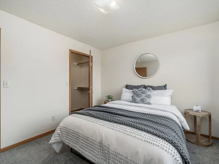 Eastpointe Townhomes — Photo 30