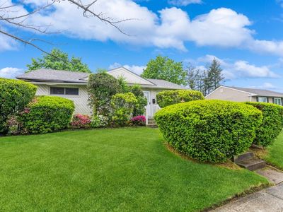 769 Anderson Avenue, Franklin Square, NY, 11010