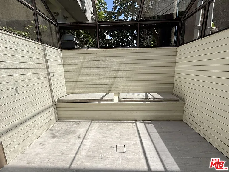 853 Larrabee St #6 — Photo 27
