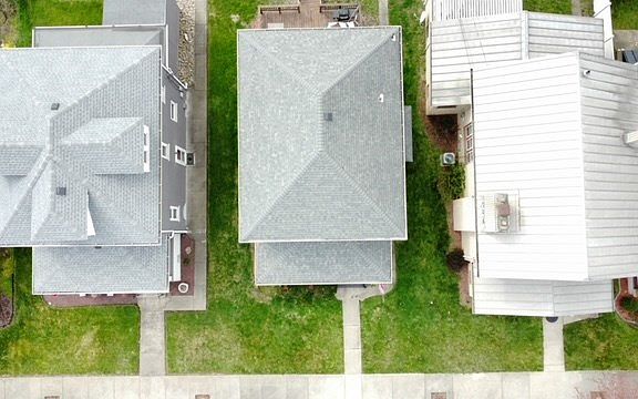 4th image of 1327 East Street