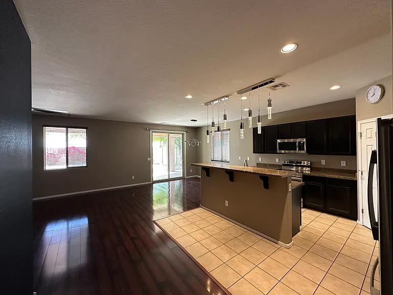 16105 W Almeria Rd — Photo 20