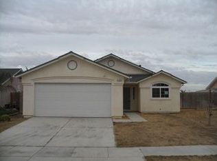268 Gemini St, Tulare, CA 93274