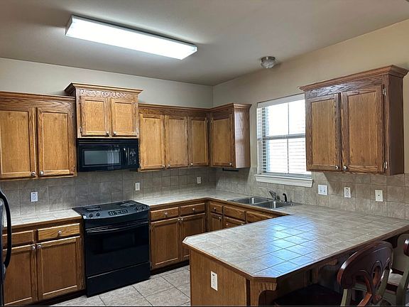 5th image of 32809 Briar Oak Dr