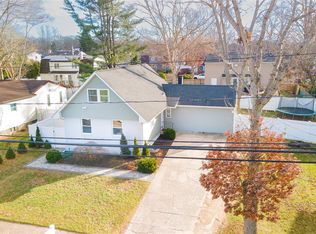 58 Janet St, Port Jefferson Station, NY 11776