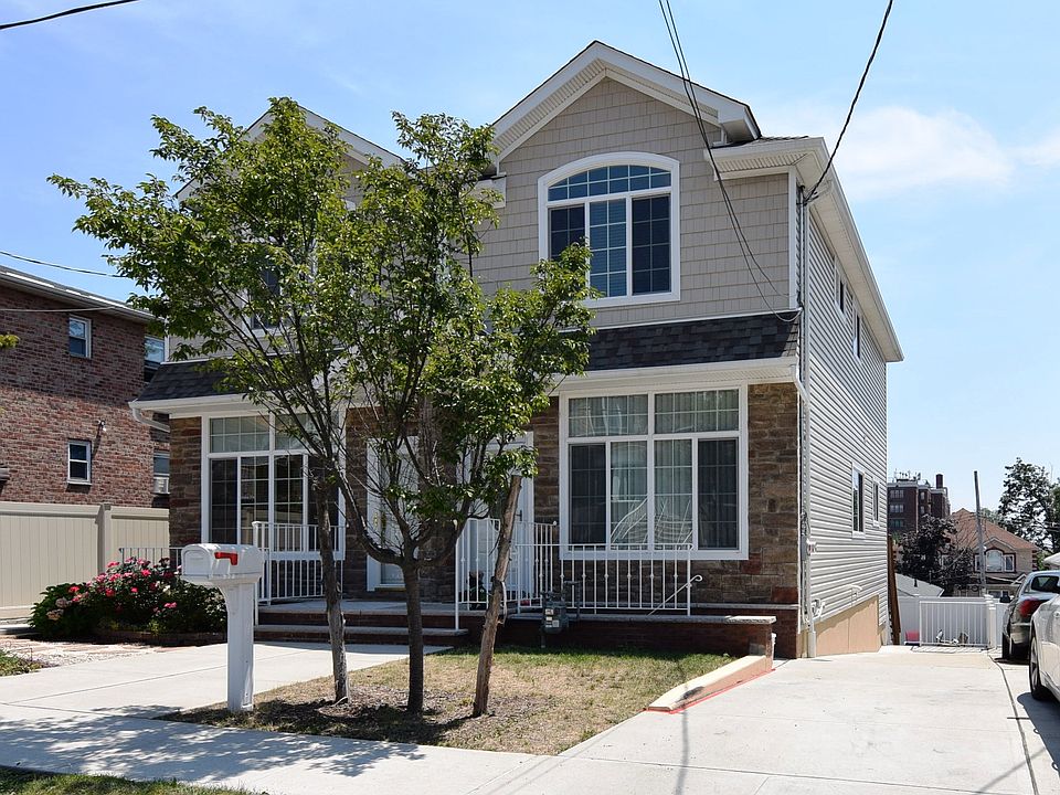 1st image of 24 Palisade St