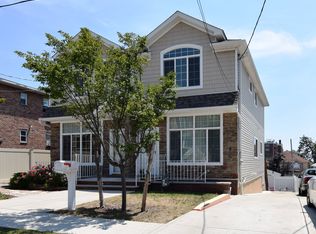 24 Palisade St, Staten Island, NY 10305