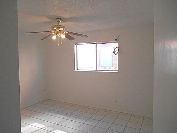 5th image of 5204 Viceroy Dr