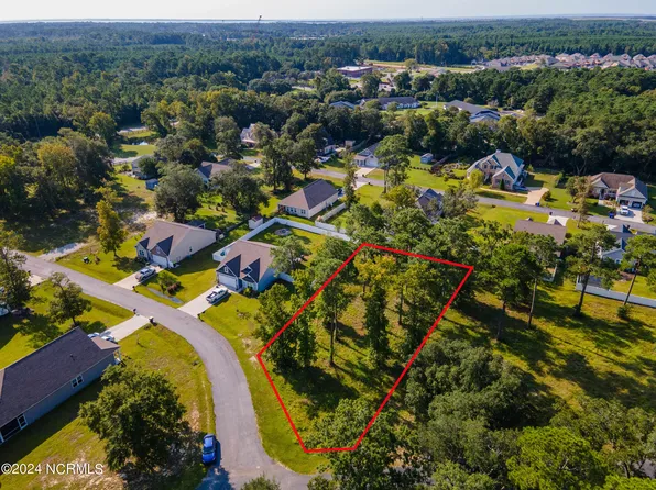 8381 Quinn Place, Southport, NC 28461