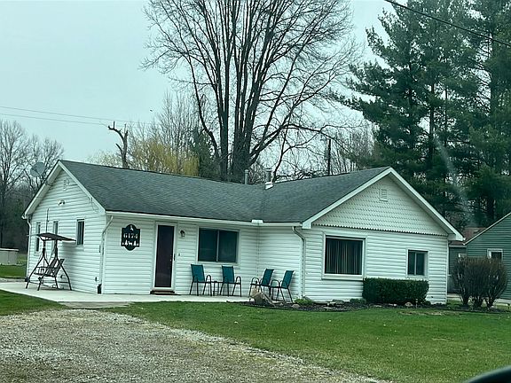3rd image of 6174 Colf Rd