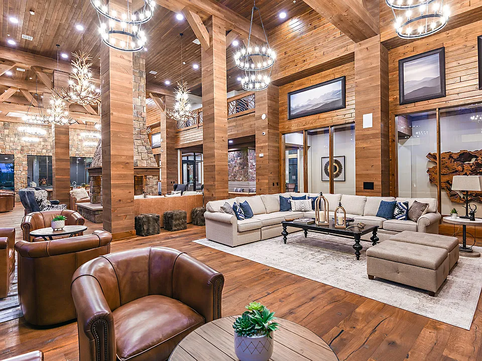 The Lodge at Hamlin apartments community photo