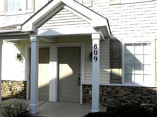 1st image of 809 Silverstone Dr #809