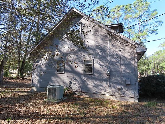 4th image of 1001 E Cranford Ave