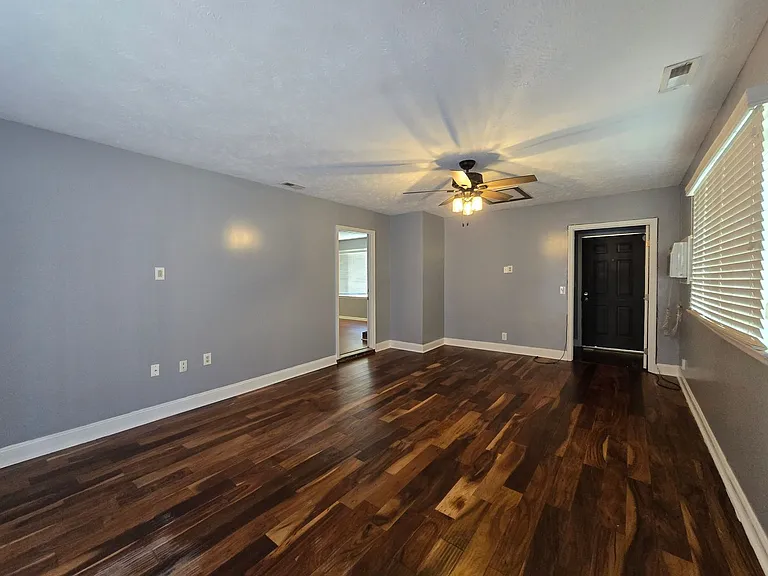 6957 Bone Creek Dr — Photo 6