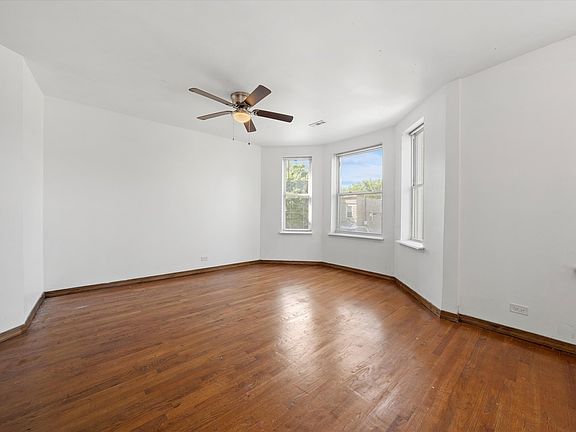 3rd image of 4041 W Lexington St