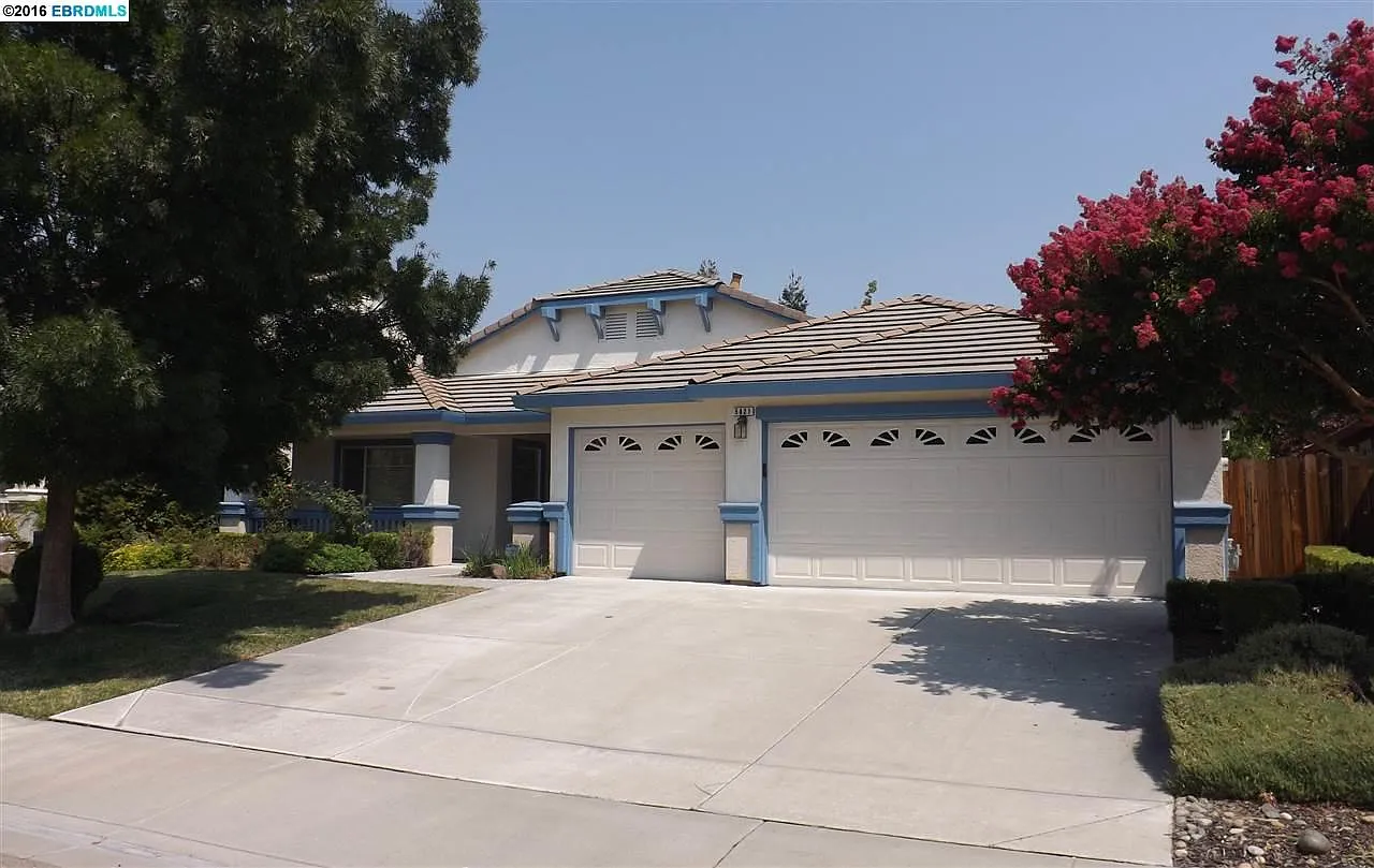 5421 Piute Way photo 1