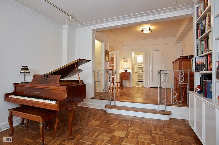1st image of 25 Central Park W APT 10E