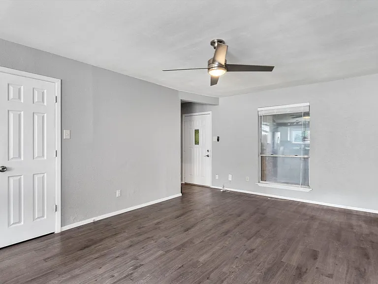 3415 Menchaca Rd #113 — Photo 16