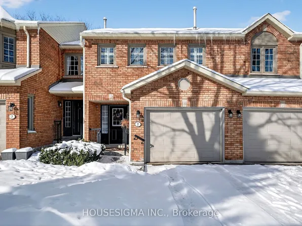14 Huntingwood Ave #2, Hamilton, ON L9H 6X3