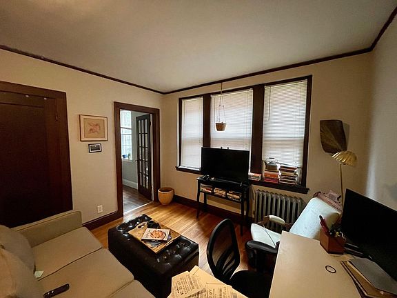 3rd image of 111 College Ave #U21
