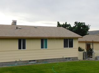 Selandia, Selah, WA 98942