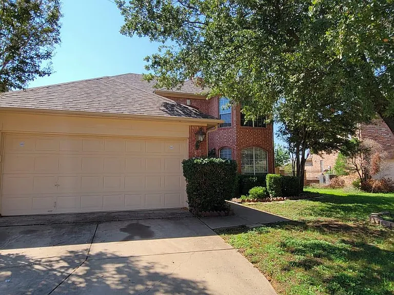 115 Pinion Dr — Photo 2