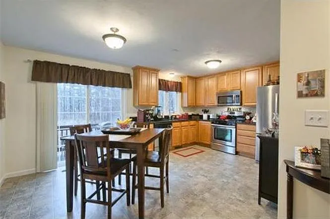 41 Boston Rd — Photo 4