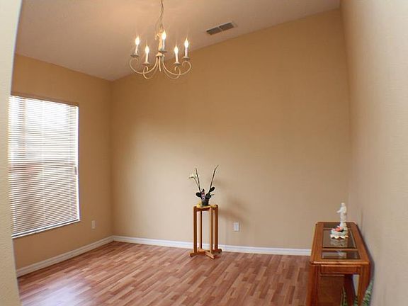 5th image of 1222 Cheshire St