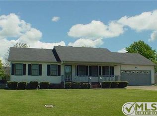 300 Forrest Dr, Columbia, TN 38401