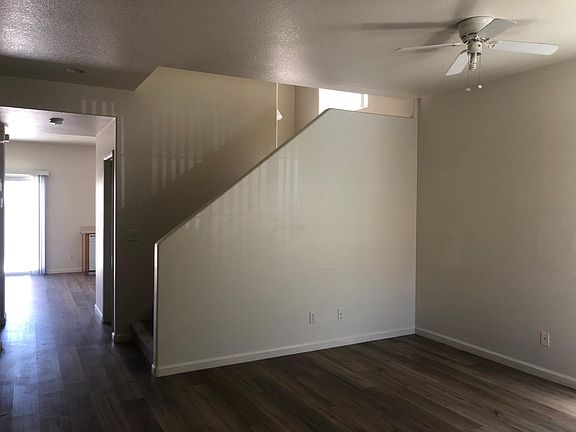 4th image of 3984 Meadow Foxtail Dr