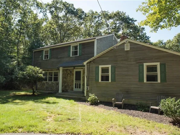 29 Carrs Pond Rd, West Greenwich, RI 02817