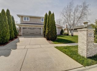 606 Driftwood Ave, Romeoville, IL 60446