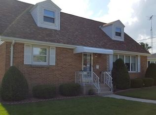 1414 S 24th St, Manitowoc, WI 54220