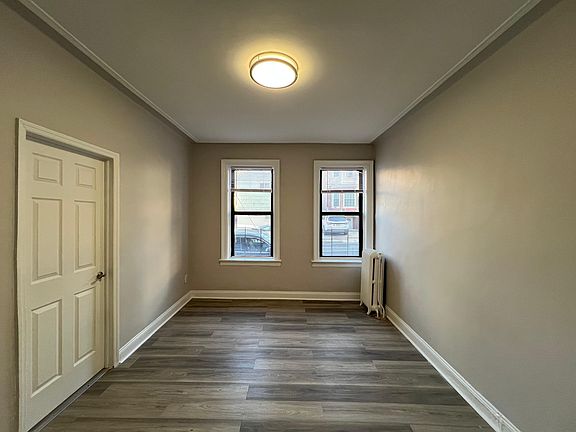 3rd image of 7 Garrison Ave #6E