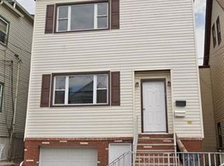37 E 49th St #2, Bayonne, NJ 07002