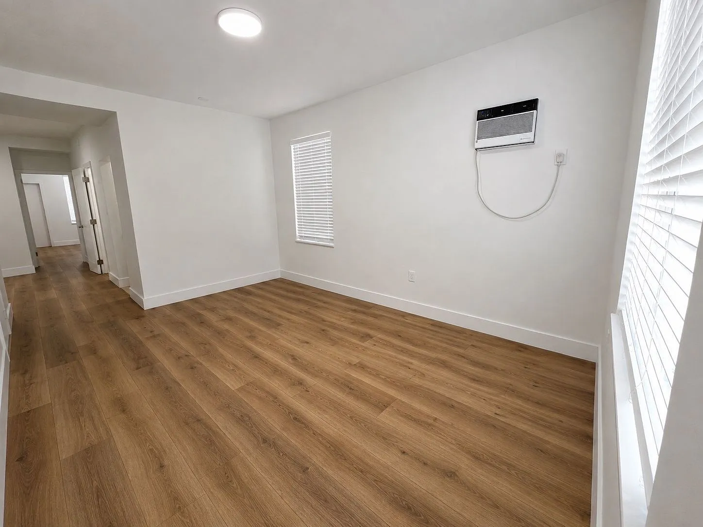 1 bed, 2.0 bath, 700 sqft, $2,100 — Photo 3