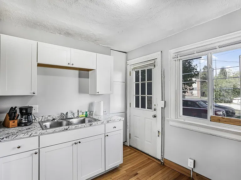 288 E 12th Ave #4 — Photo 29