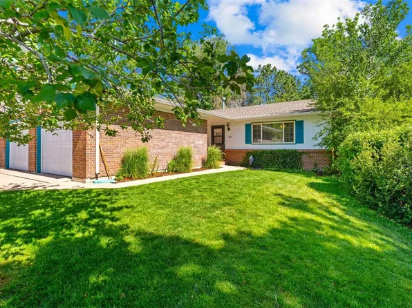 212 Burgess Drive, Castle Rock, CO 80104
