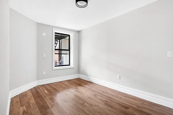 Rented by Compass | media 3