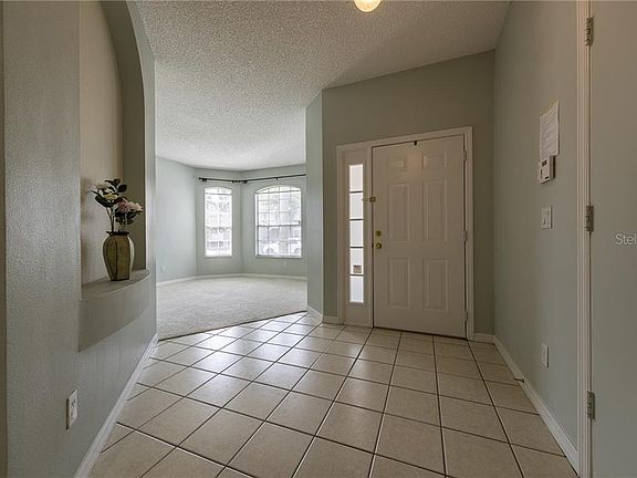 2nd image of 1409 Waukon Cir